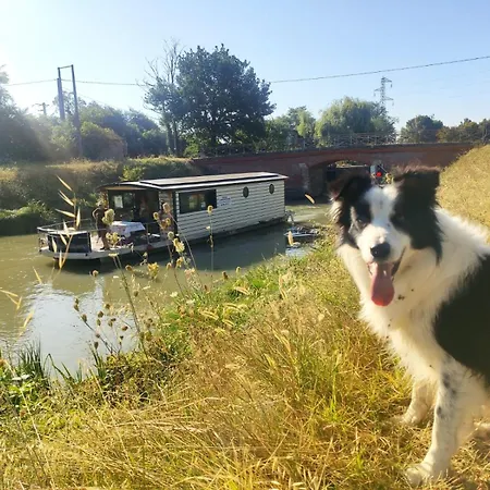 Bateaux Pour La Planete Botel Castelfranc